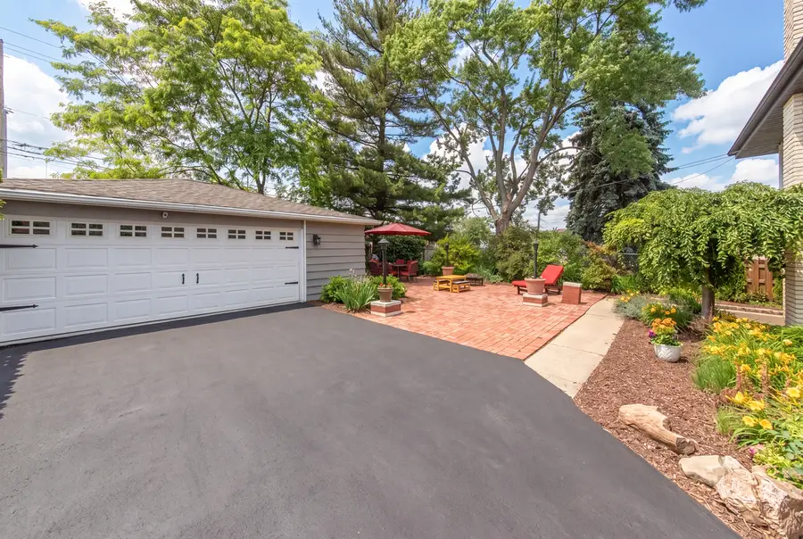 1214 S Pine Avenue, Arlington Heights, IL 60005 - #2