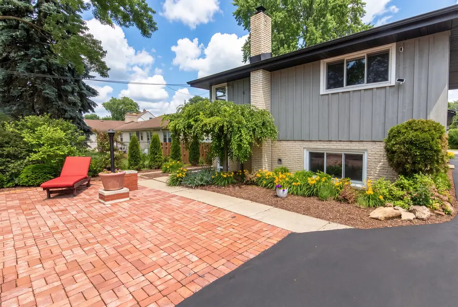 1214 S Pine Avenue, Arlington Heights, IL 60005 - #3