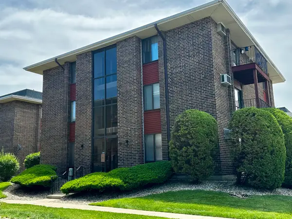 15804 Terrace Drive #1W, Oak Forest, IL 60452