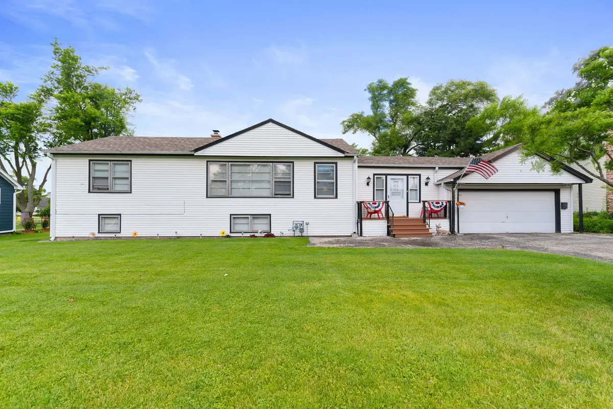 6918 Parkside Avenue, Countryside, IL 60525 - #1