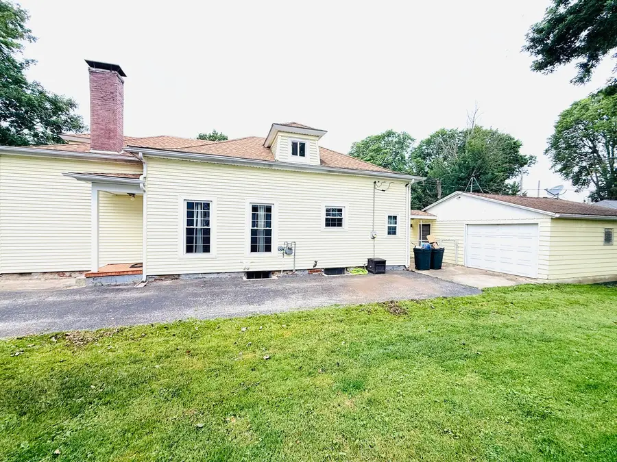 104 Gilbert Street, Rossville, IL 60963 - #3