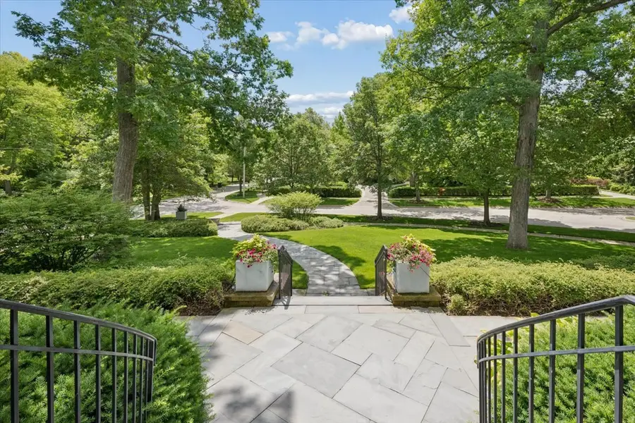 395 Greenleaf Avenue, Glencoe, IL 60022 - #3
