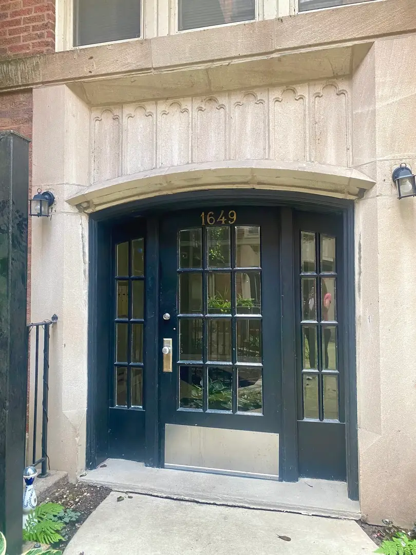 1649 W Pratt Boulevard #B-1, Chicago, IL 60626 - #1
