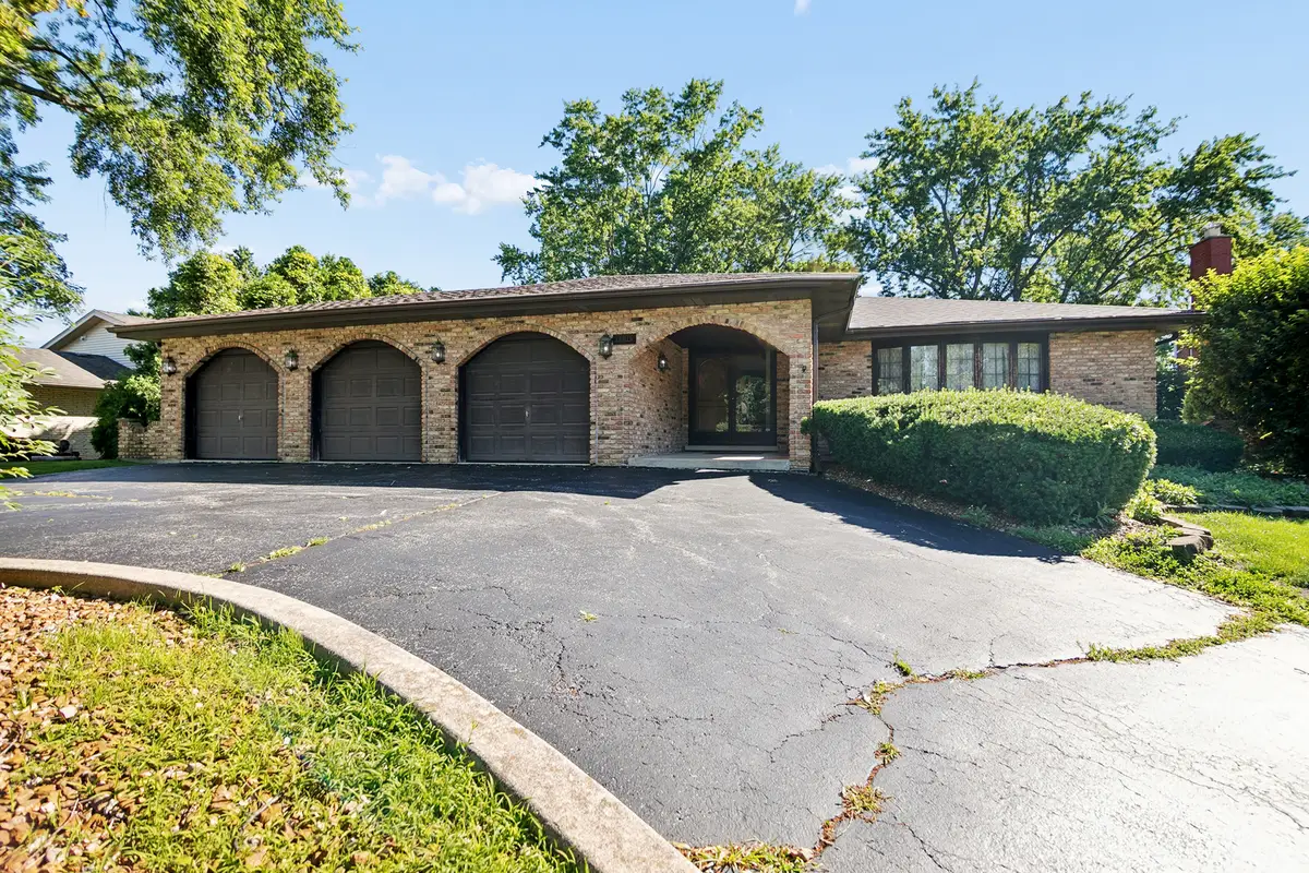 14015 S Cherokee Trail, Homer Glen, IL 60491 - #1