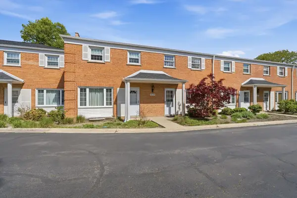 2138 Rugen Road #A, Glenview, IL 60026