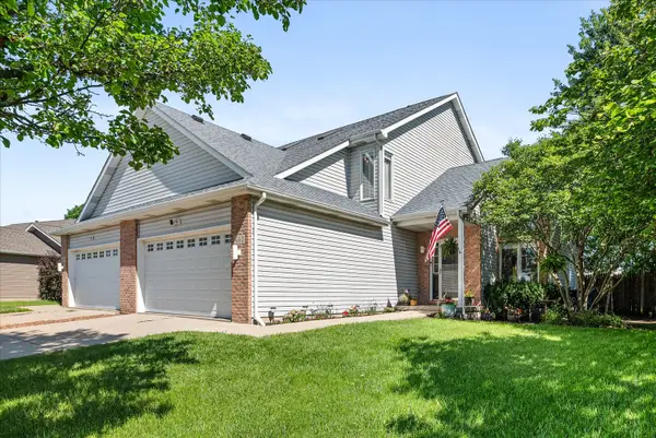 414 Flanagan Circle #B, Minooka, IL 60447