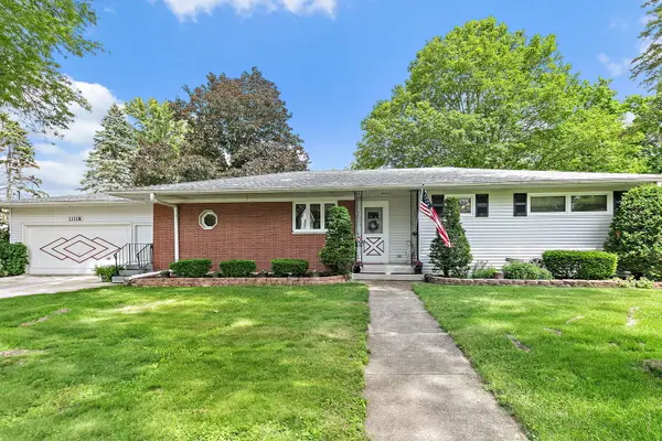 11118 Lincoln Street, Huntley, IL 60142