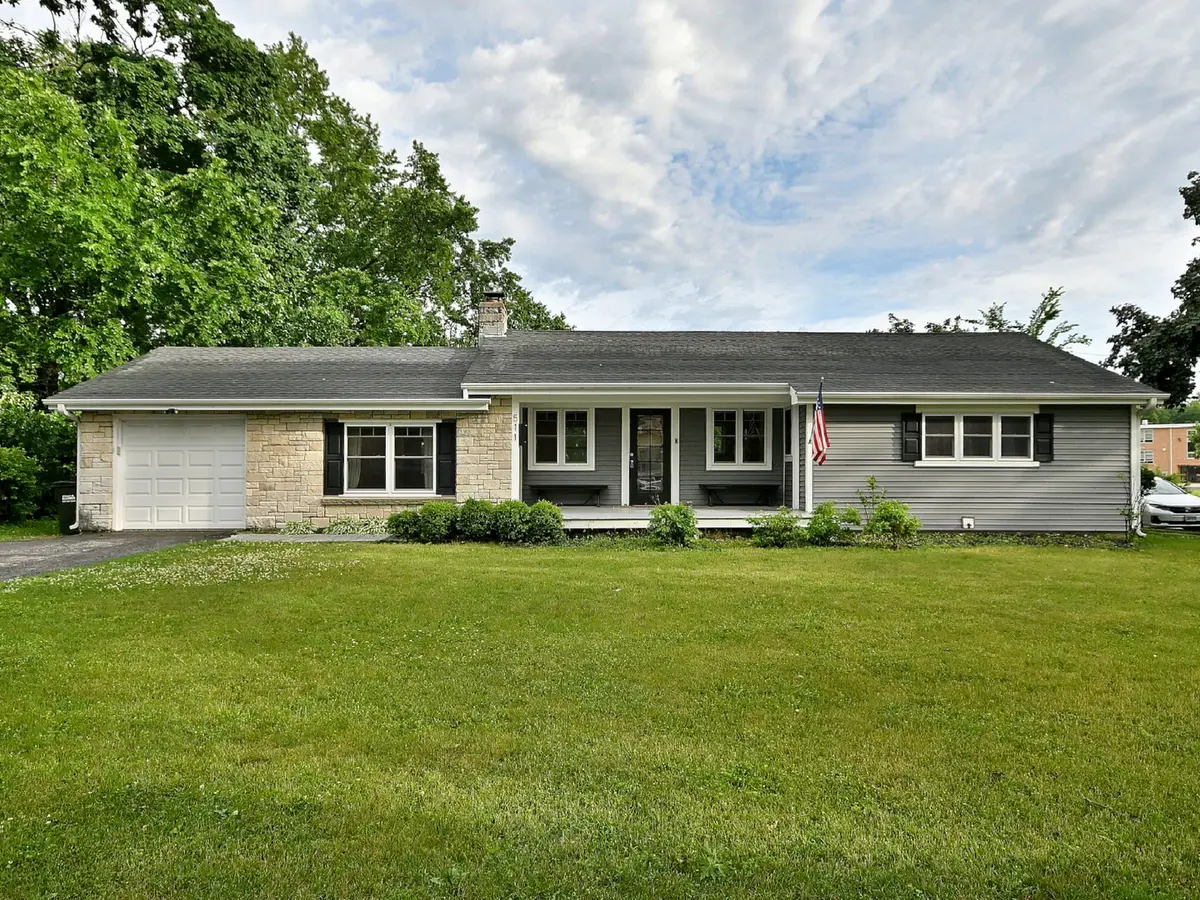 511 Everett Avenue, Crystal Lake, IL 60014 - #1