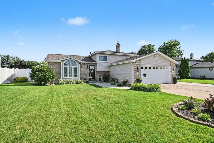 2509 Waterford Drive, Crest Hill, IL 60403 - #2