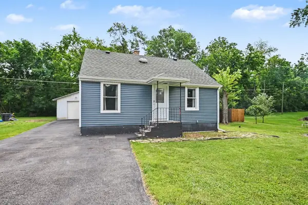 1100 Deephaven Drive, Joliet, IL 60432
