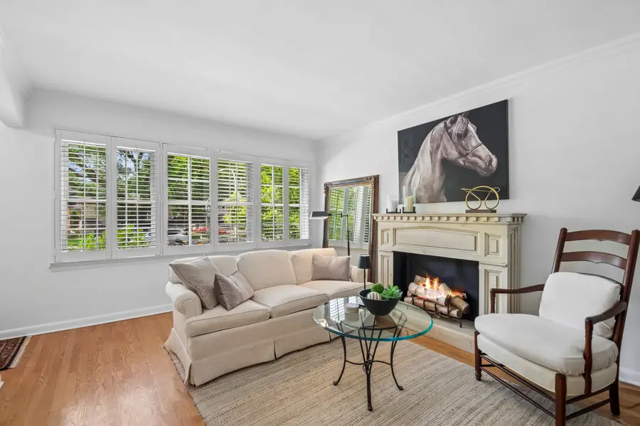 7085 N Mason Avenue, Chicago, IL 60646 - #3