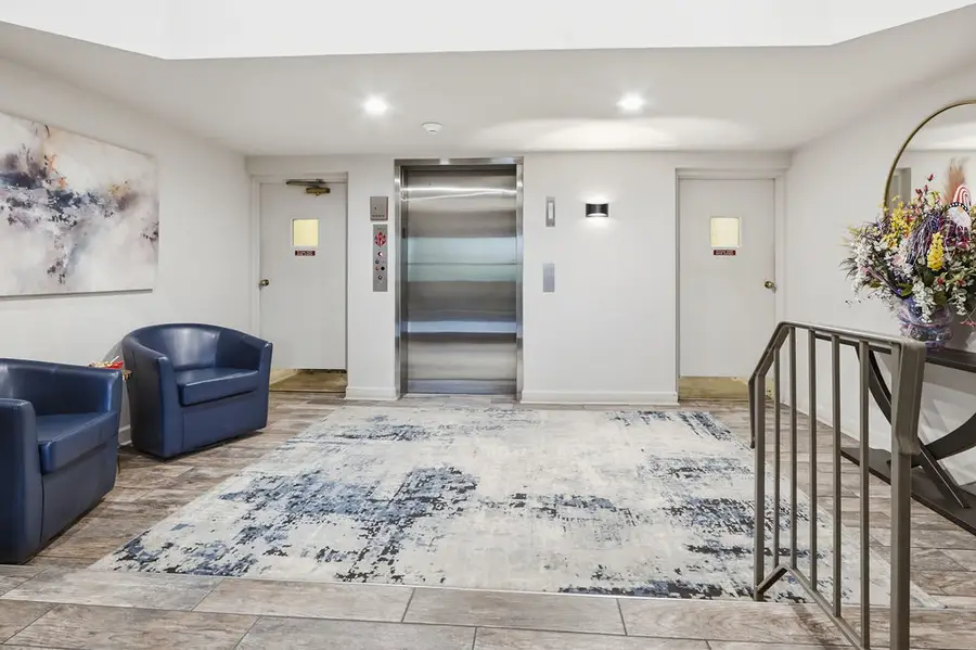 75 Boardwalk Place #103, Park Ridge, IL 60068 - #2