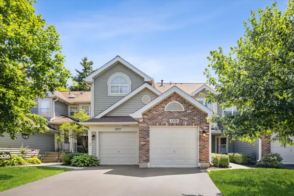 1375 Ridgefield Circle #1375, Carol Stream, IL 60188