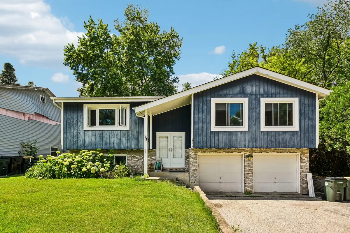 6415 Wood Drive, Oakwood Hills, IL 60013 - #1