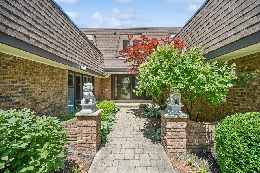 2036 Valley Lo Lane, Glenview, IL 60025 - #3