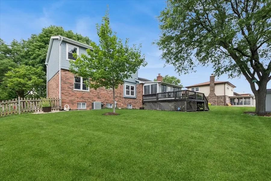 7829 Nantucket Drive, Darien, IL 60561 - #3