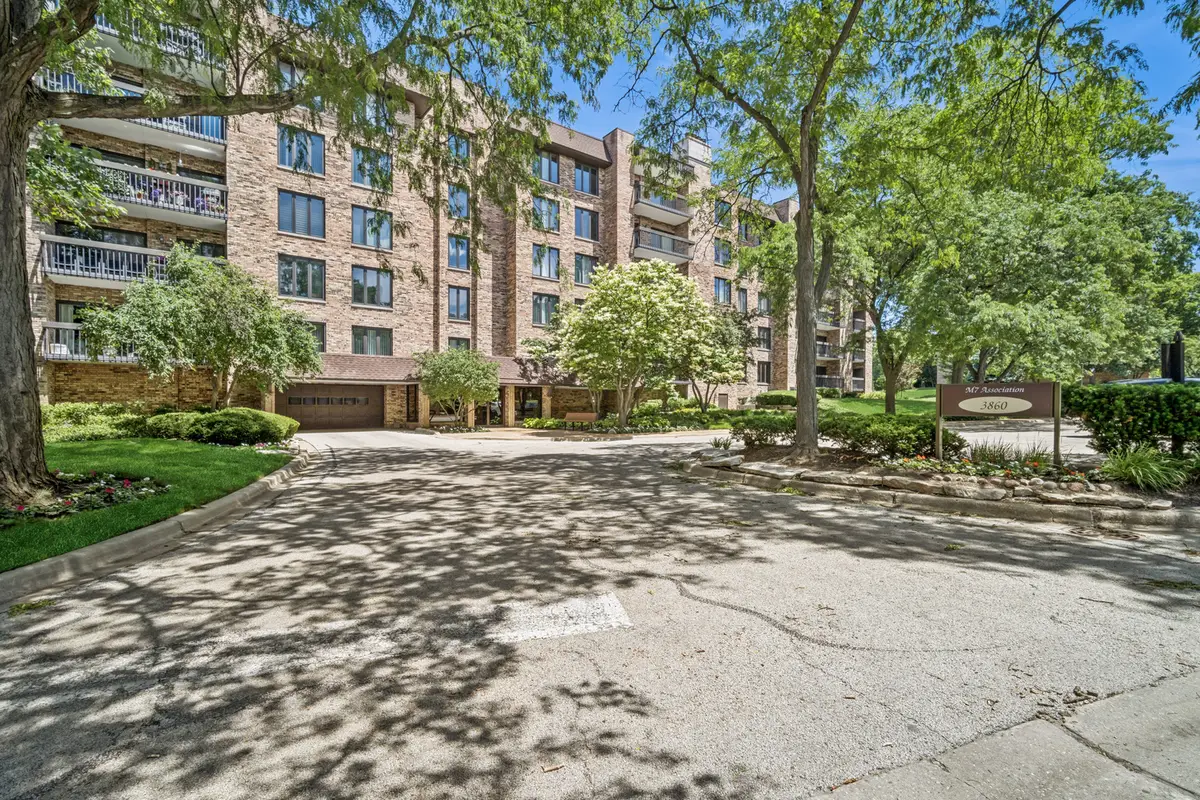 3860 Mission Hills Road #217, Northbrook, IL 60062 - #1