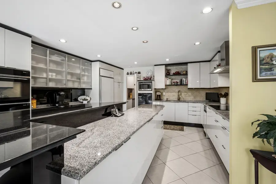 3860 Mission Hills Road #217, Northbrook, IL 60062 - #3