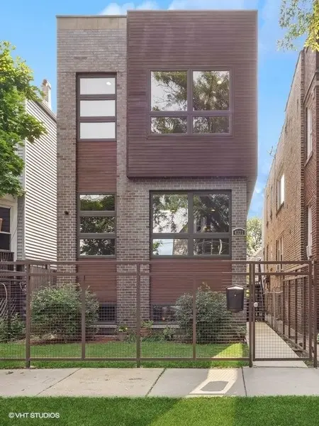 4323 N St Louis Avenue, Chicago, IL 60618 - #1