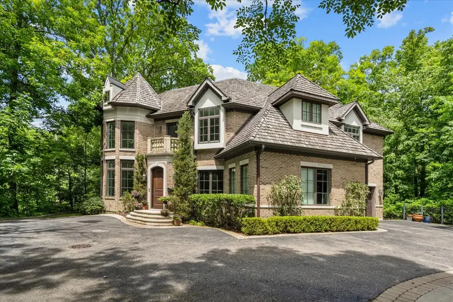 2390 Woodpath Lane, Highland Park, IL 60035 - #2