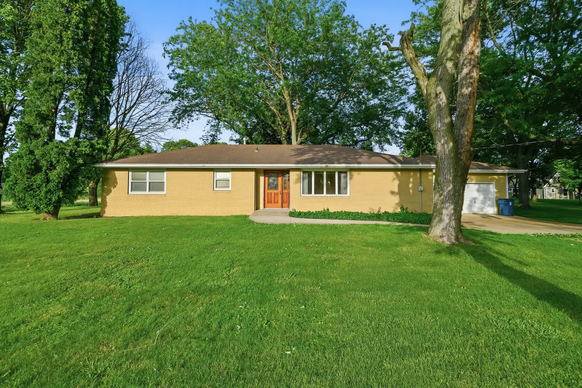 201 N Vermillion Street, Troy Grove, IL 61372 - #1