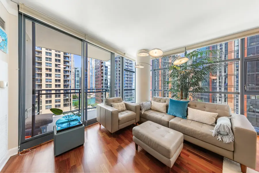 Address Withheld By Seller, Chicago, IL 60601 - #2