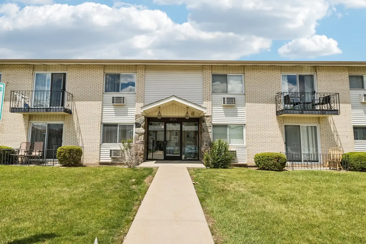 8924 Kenneth Drive #101A, Des Plaines, IL 60016 - #1