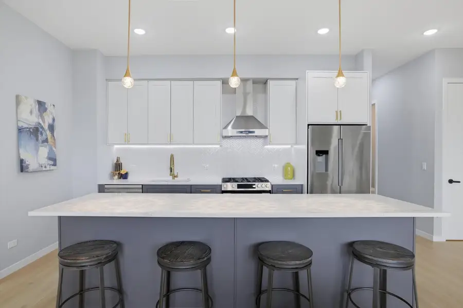 5830 N Lincoln Avenue #3W, Chicago, IL 60659 - #2