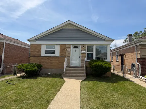1108 31st Avenue, Bellwood, IL 60104