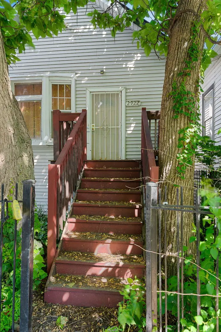 2922 E 78th Place, Chicago, IL 60649 - #3