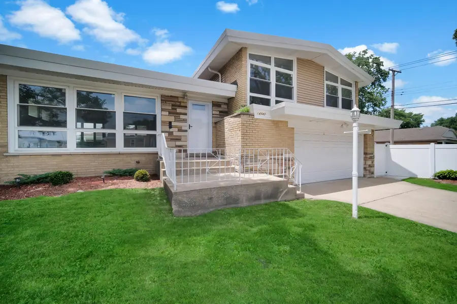 14940 Oak Street, Dolton, IL 60419 - #2