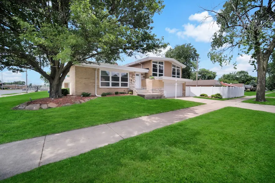 14940 Oak Street, Dolton, IL 60419 - #3