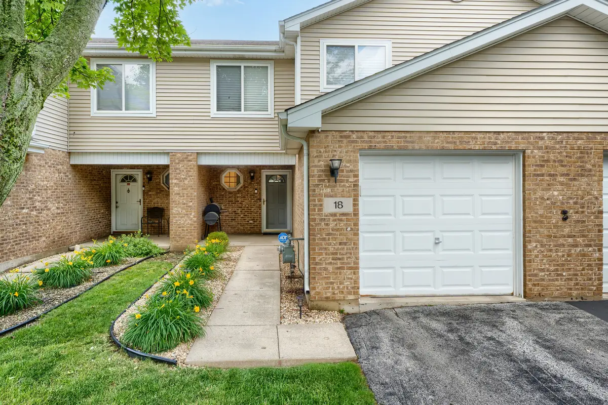 18 Forest Wood Lane, Park Forest, IL 60466 - #1