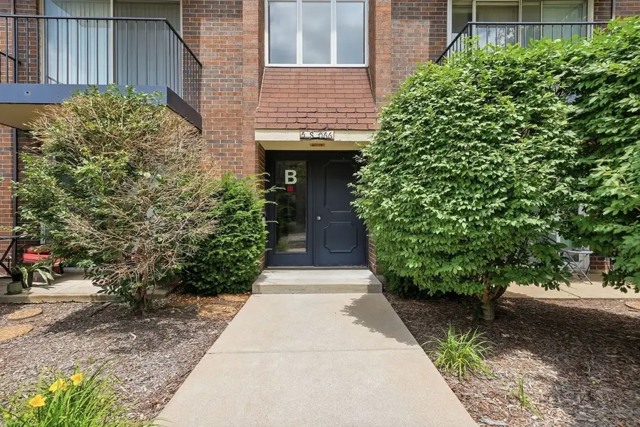 5S066 Pebblewood Lane #B12, Naperville, IL 60563 - #2