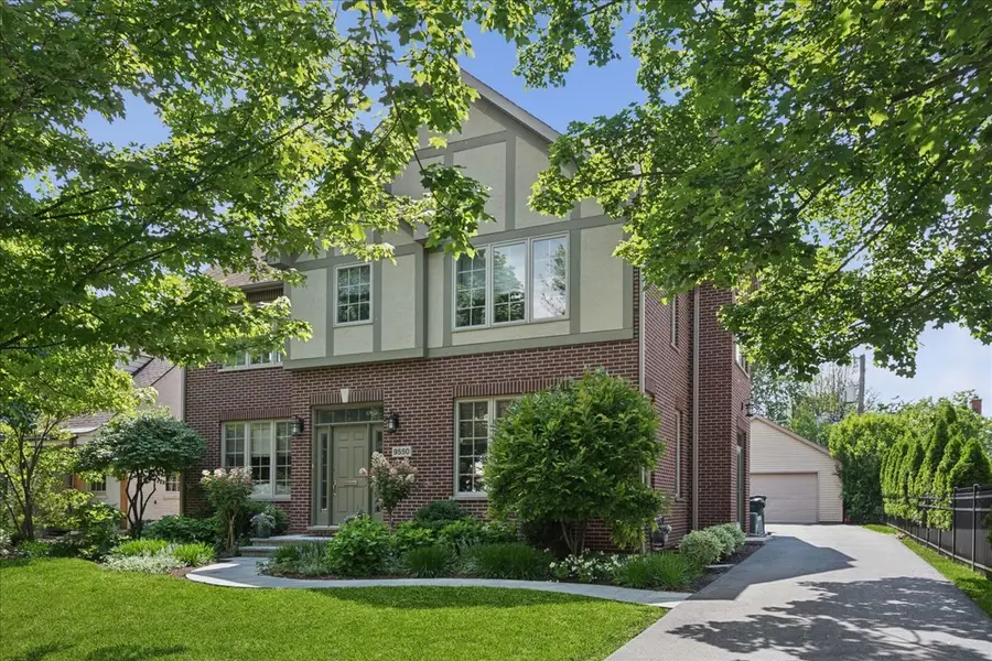 9550 Central Park Avenue, Evanston, IL 60203 - #2
