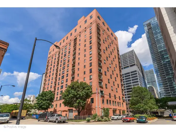 Address Withheld By Seller, Chicago, IL 60606