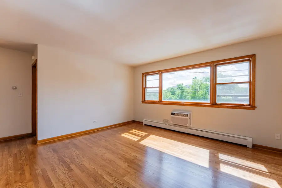 342 Beach Avenue #2B, La Grange Park, IL 60526 - #3