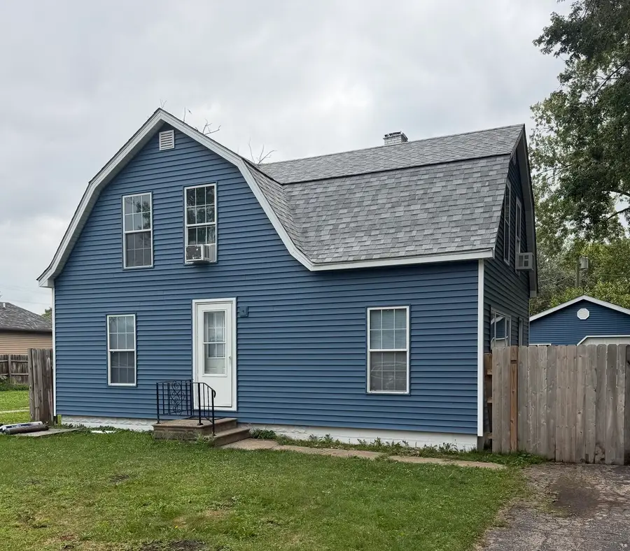 260 N Madison Avenue N, Bradley, IL 60915 - #2