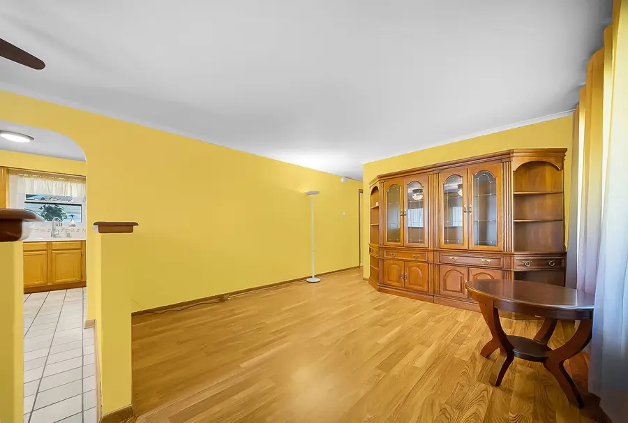 7820 S Knox Avenue, Chicago, IL 60652 - #3