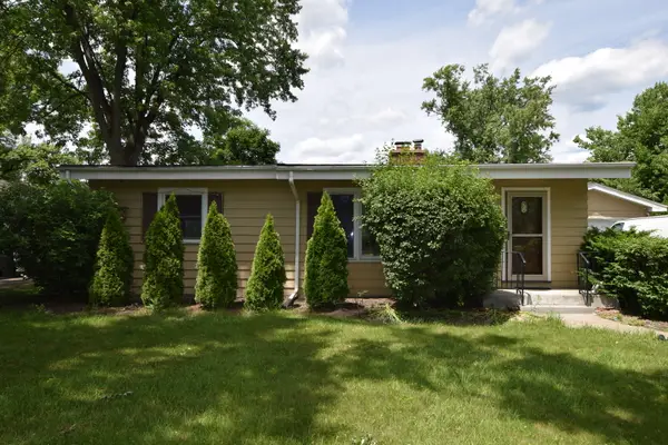 2226 Central Road, Glenview, IL 60025