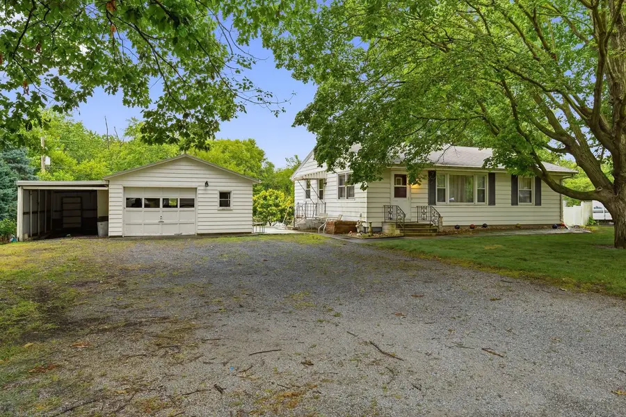 709 Brad Street, Bloomington, IL 61701 - #2