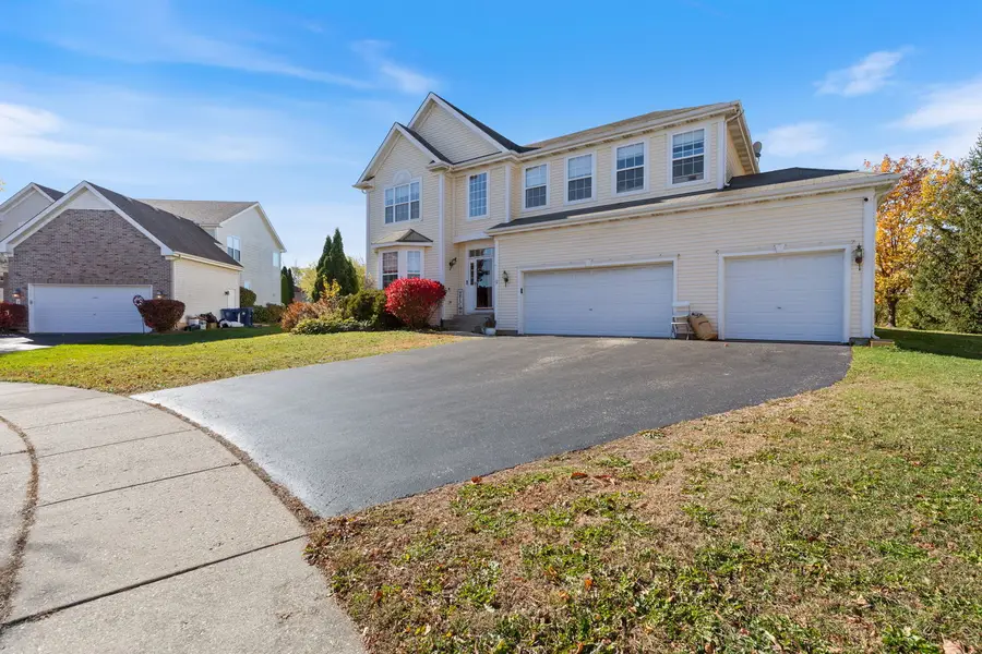 9 Lake Plumleigh Court, Algonquin, IL 60102 - #3