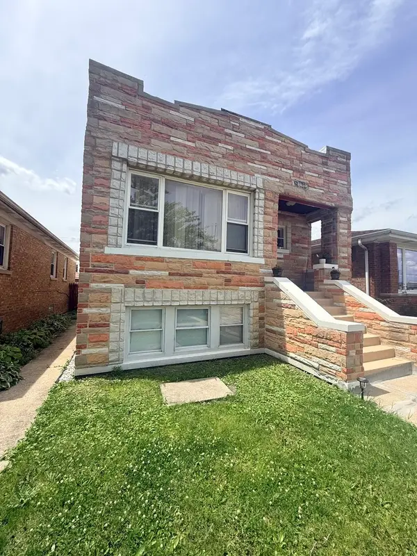 1822 S 55th Avenue, Cicero, IL 60804