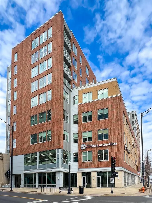 301 N Neil Street #808-809, Champaign, IL 61820