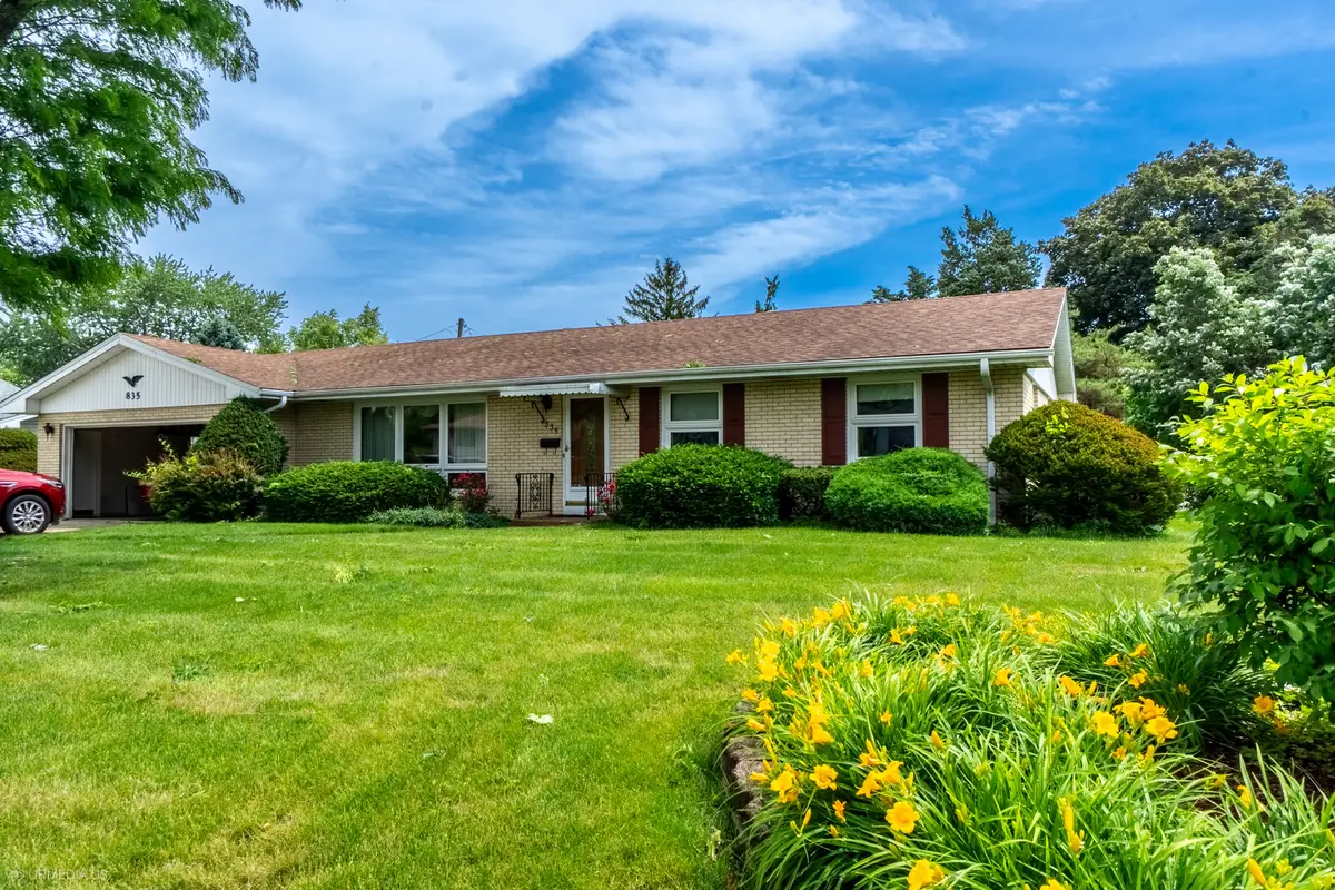 835 Scott Drive, Elgin, IL 60123 - #1