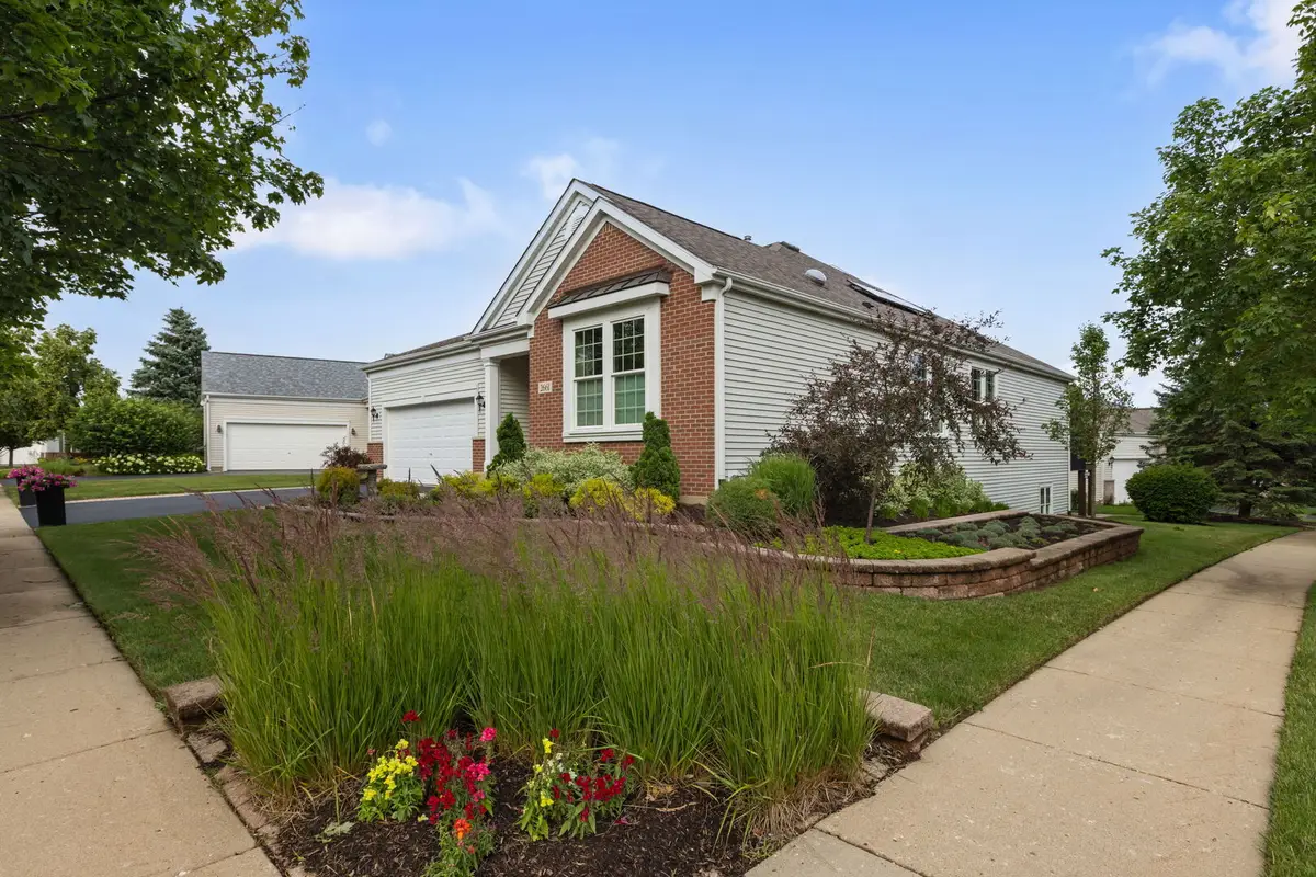 2661 Chesire Court, Dundee, IL 60118 - #1