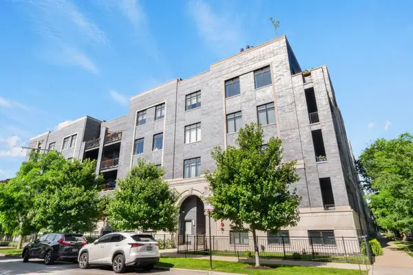 5748 N Hermitage Avenue #404, Chicago, IL 60660