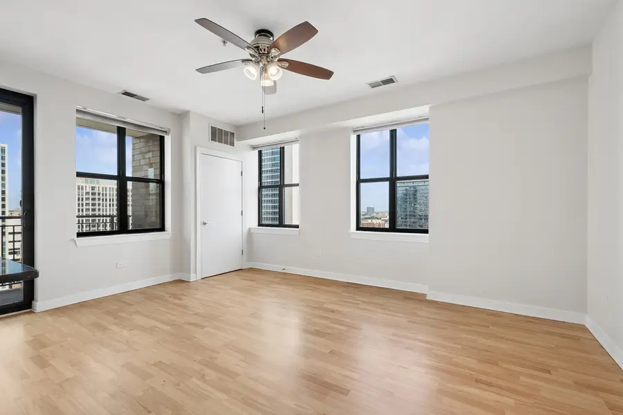 451 W Huron Street #1501, Chicago, IL 60654 - #3