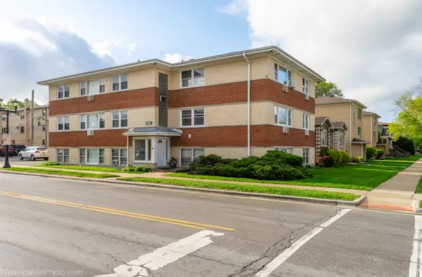 7347 W Diversey Avenue #7, Elmwood Park, IL 60707