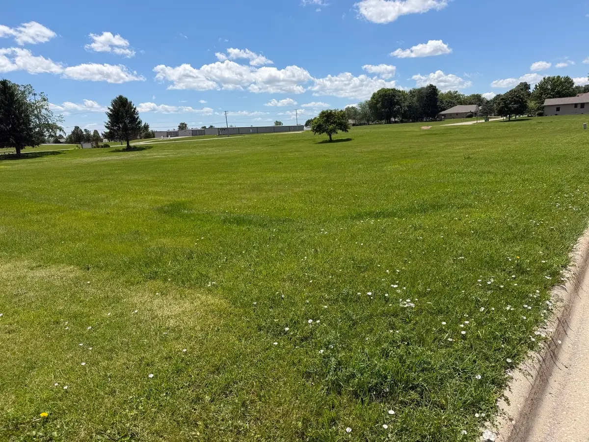000 Jefferson Street, Mendota, IL 61342 - #1